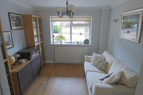 9 Caesars Way, Broadstone, BH18 9DP