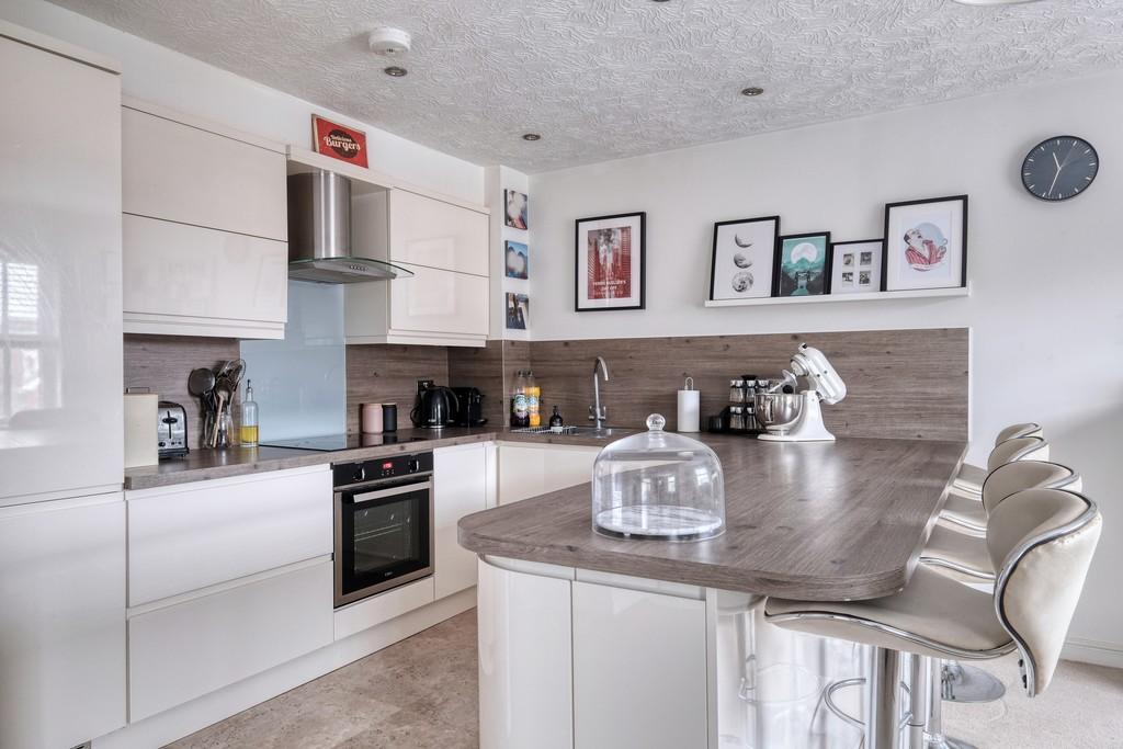 Kitchen / Lounge / Diner