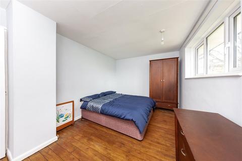 43 Thistledown, Basildon, SS14 1JU