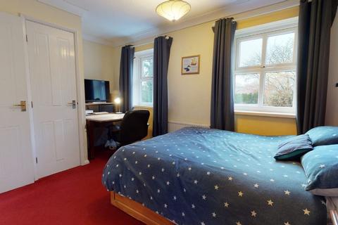 8 Bryn Calch, Morganstown, Cardiff, CF15 8FD