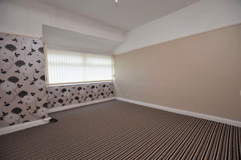 18 Chatsworth Road, Rainhill, Prescot, L35 8LG