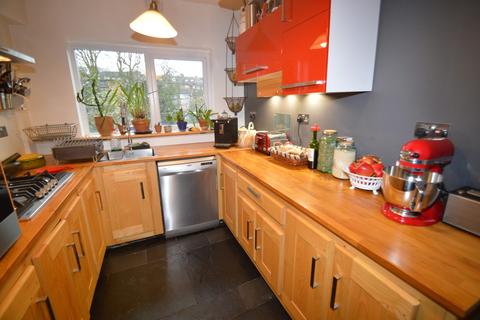 60 Bramblebury Road, Plumstead, London, SE18 7TG
