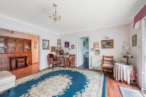 3, Greville Lodge Broadhurst Avenue, Edgware, HA8 8TL