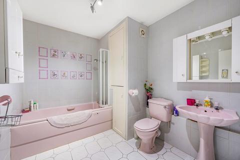 3, Greville Lodge Broadhurst Avenue, Edgware, HA8 8TL