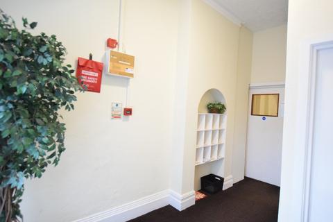 Flat 13, Kerley Court, 3 Kerley Road, Bournemouth, BH2 5DW