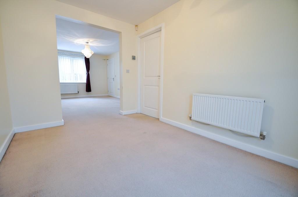 Grayson Way, Llantarnam 4 bed detached house £1,180 pcm (£272 pw)