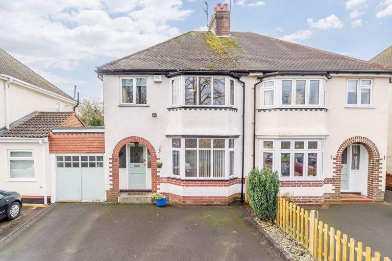 Lane Green Road, Codsall, Wolverhampton 3 bed semidetached house £