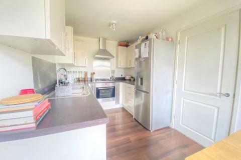 48 Bryn Celyn, Llanharry, Pontyclun, CF72 9ZE