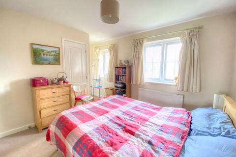 48 Bryn Celyn, Llanharry, Pontyclun, CF72 9ZE