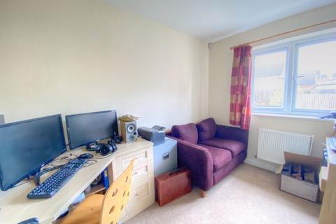48 Bryn Celyn, Llanharry, Pontyclun, CF72 9ZE