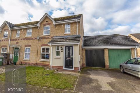 3 bedroom terraced house for sale, Old Warren, Taverham, Norwich