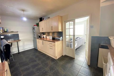 1 Amroth Road, Cardiff, CF5 5DR