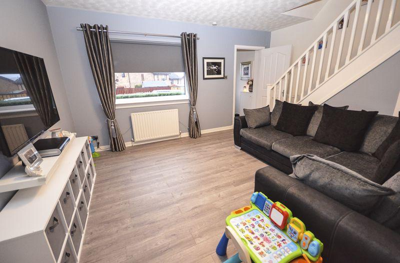 Barony Place, Cumbernauld 2 bed semidetached house £139,000