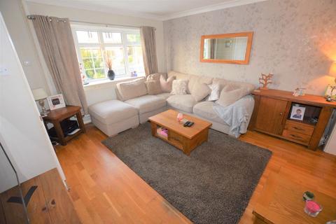 13 Laurels Drive, Littleborough, OL15 0DU