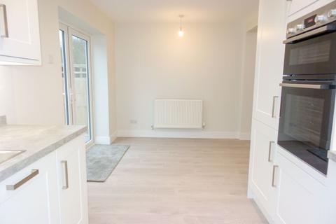 7 Boyce View Drive, Benfleet, SS7 5EA