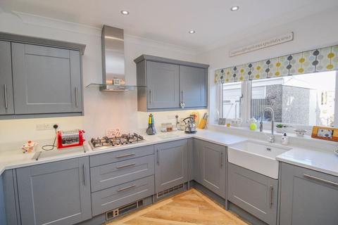 20 Rownall Road, Werrington, Stoke-on-trent, ST9 0JB