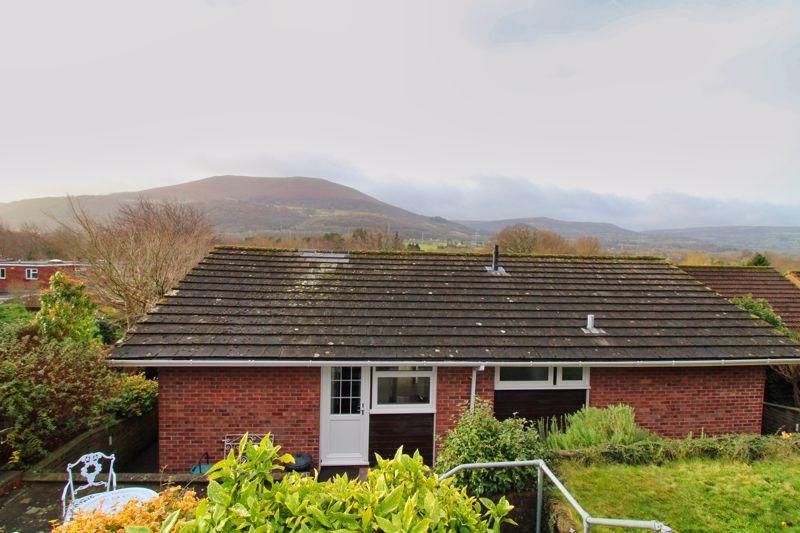Delafield Road, Abergavenny 3 bed detached house £350,000