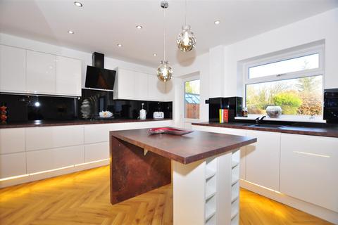 198 Carters Lane, Halesowen, B62 0EP