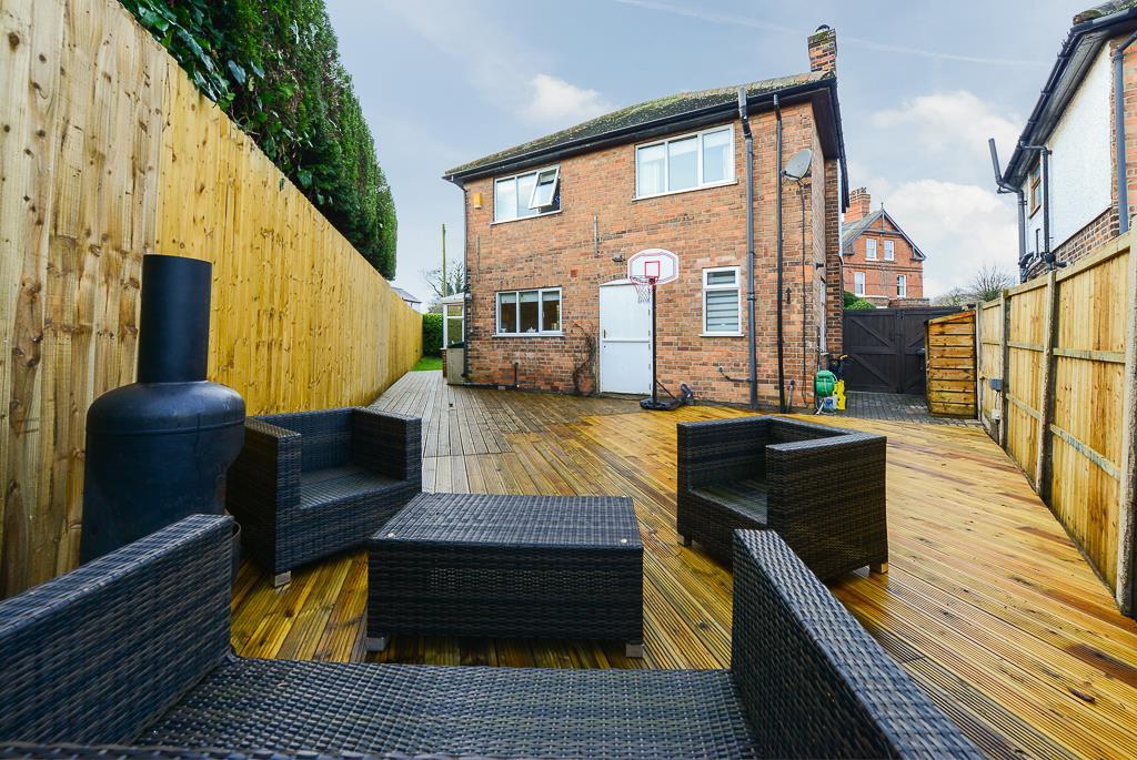 Station Road, Burton Joyce... 3 bed detached house £345,000