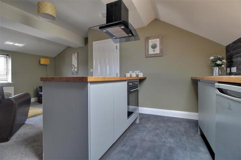 Flat 2, 21 Brunswick Square, Gloucester, GL1 1UN