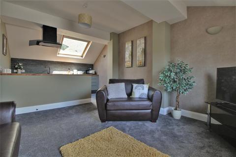Flat 2, 21 Brunswick Square, Gloucester, GL1 1UN