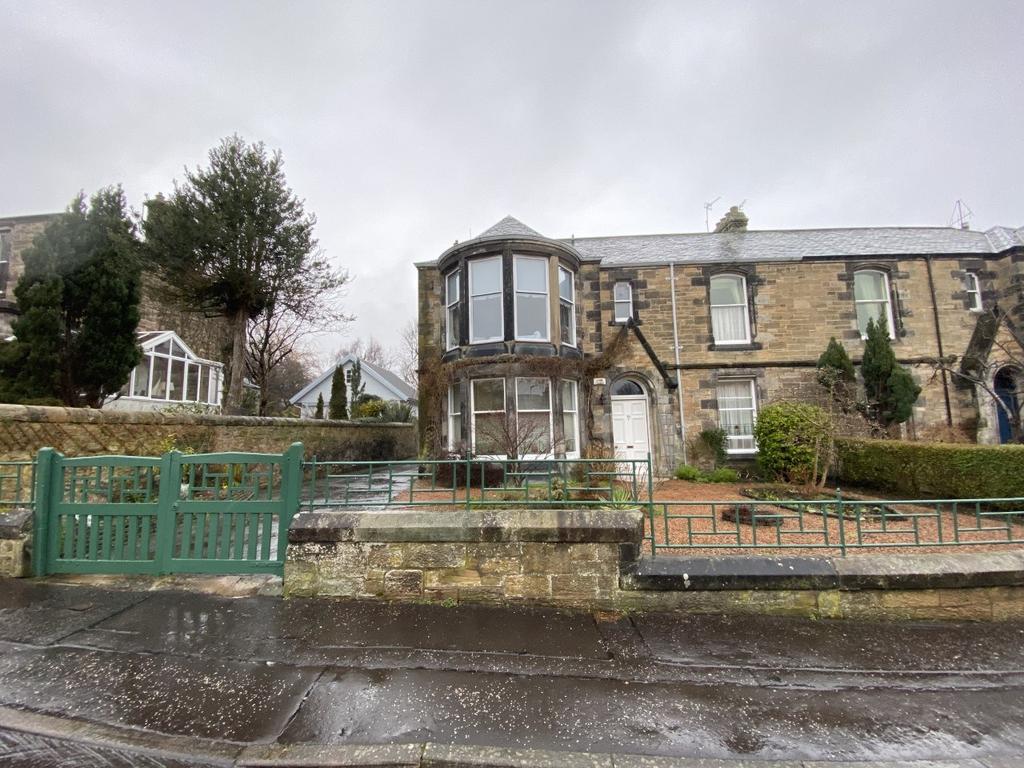 Townsend Crescent, Kirkcaldy, Fife, KY1 3 bed flat £249,999