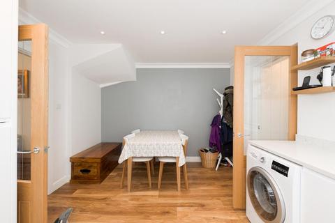 117 Horton Hill, Epsom, KT19 8SY