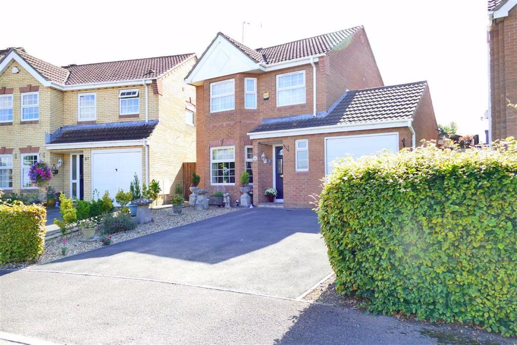 Fynamore Gardens, Calne 3 bed detached house £349,995