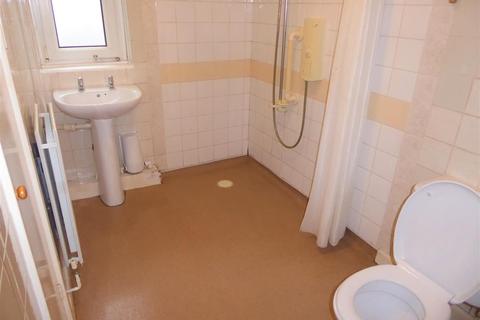 68 Farm Road, Hounslow, TW4 5PH