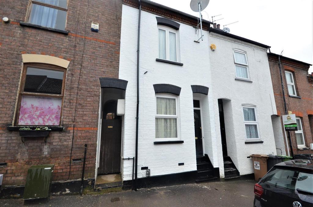Hartley Road, Luton 2 bed terraced house £895 pcm (£207 pw)