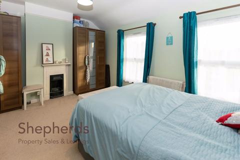 129 Windmill Lane, Cheshunt, Waltham Cross, EN8 9AR
