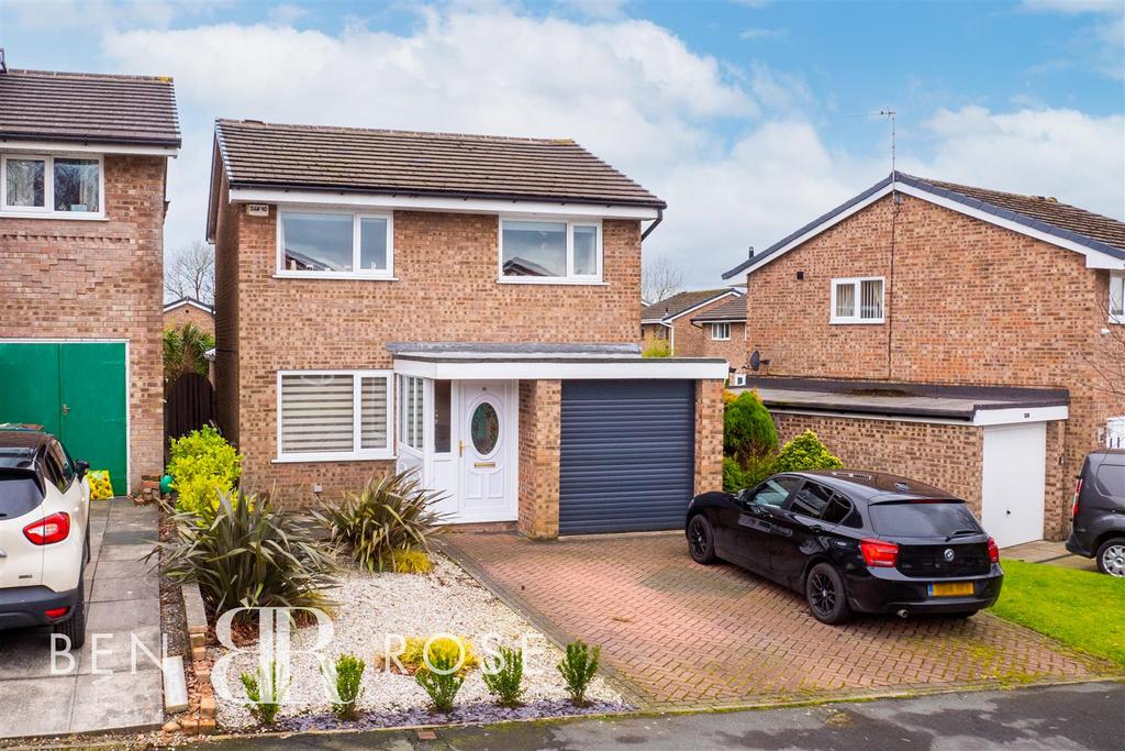 Cunnery Meadow, Leyland 3 bed detached house £200,000