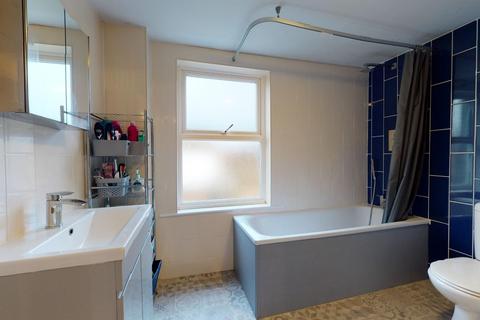91 Linden Crescent, Folkestone, CT19 5SD