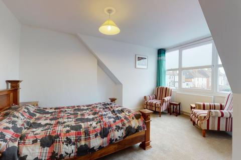 91 Linden Crescent, Folkestone, CT19 5SD