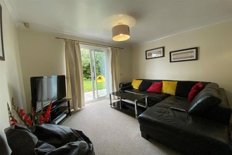 23 Millside Close, Northampton, NN2 7TR