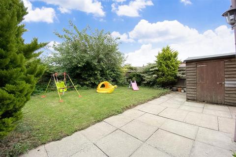 23 Millside Close, Northampton, NN2 7TR