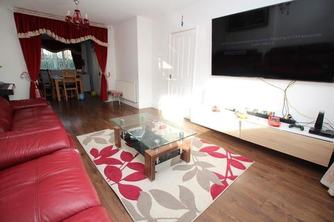 19 Grovelands, Bradford, BD2 4HH