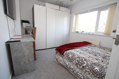 19 Grovelands, Bradford, BD2 4HH