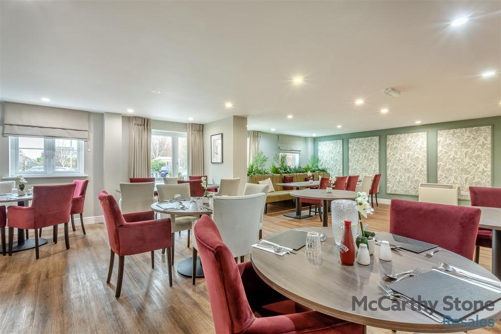 8674804-interior16.jpg
