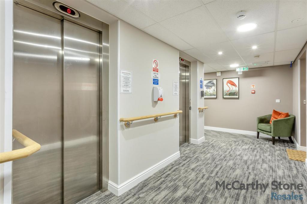 8674804-interior14.jpg