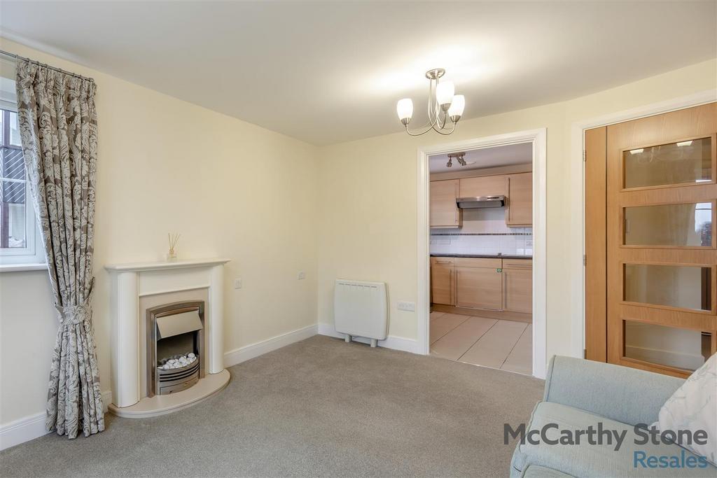 8674804-interior09.jpg