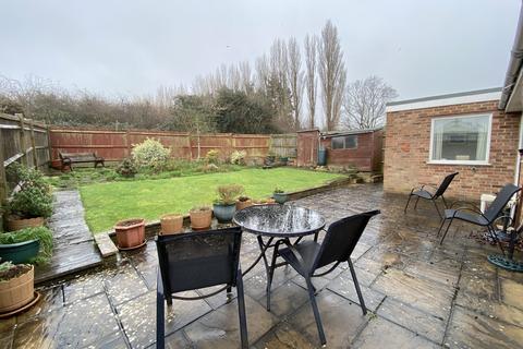 4 Glen Close, Polegate, BN26 5PG