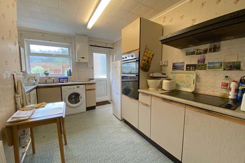 4 Glen Close, Polegate, BN26 5PG