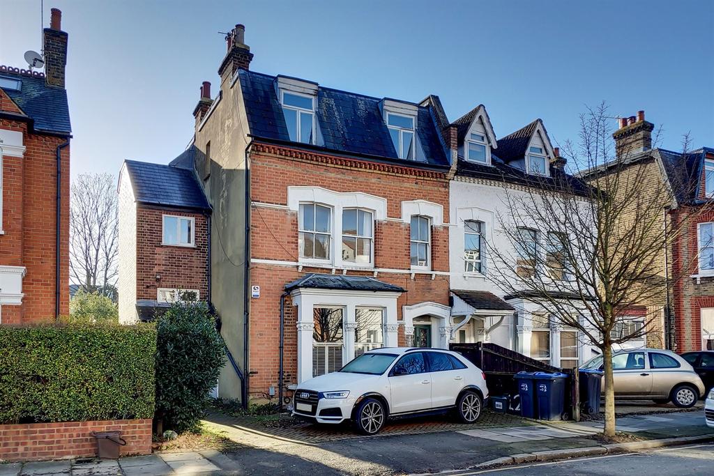 Griffiths Road, Wimbledon, SW19 1 bed £325,000