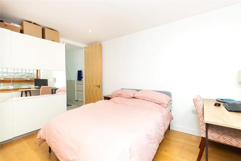 3 bedroom maisonette to rent, Pied Bull Yard, London, N1