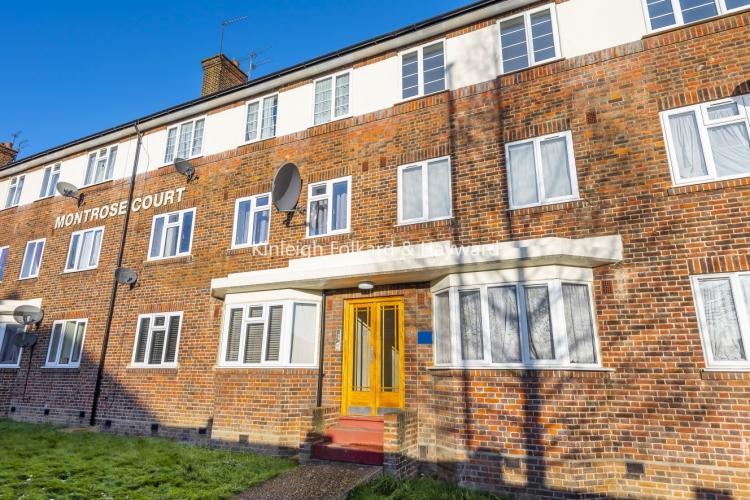 The Hyde London NW9 2 bed apartment £1,200 pcm (£277 pw)