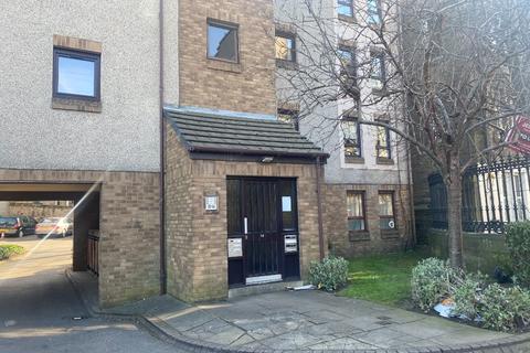 2 bedroom flat to rent, Drum Terrace, Leith, Edinburgh, EH7