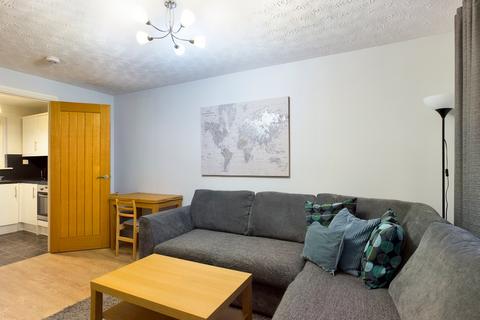 2 bedroom flat to rent, Drum Terrace, Leith, Edinburgh, EH7