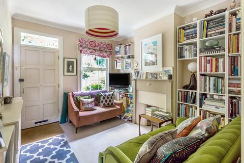 105 Poplar Road, Leatherhead, KT22 8SB