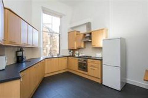 3 bedroom flat to rent, Montgomery Street , Edinburgh  EH7